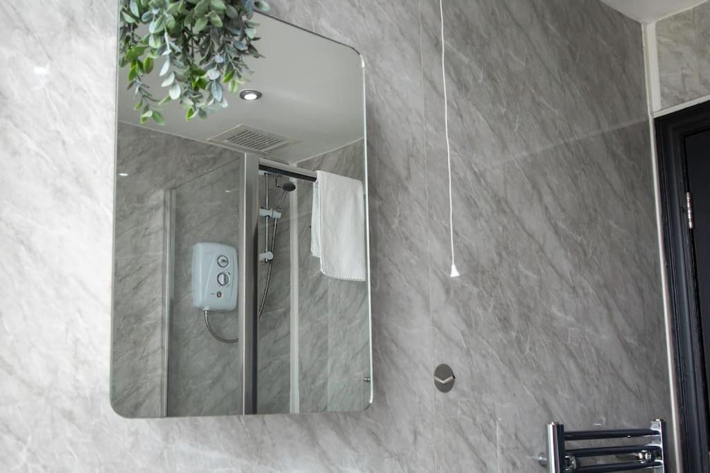 Bootle, Liverpool Modern 1Bed Ft Διαμέρισμα Εξωτερικό φωτογραφία